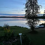 Genuine House And Sauna *