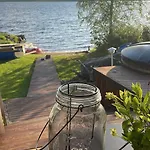 Genuine House And Sauna *