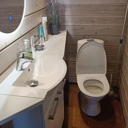Genuine House And Sauna *