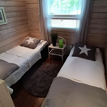 Genuine House And Sauna *